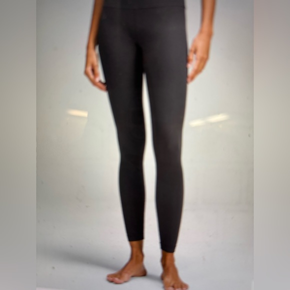 Lululemon Align Ribbed - Picture 1 of 3